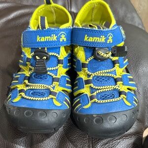 Kamik Kids Vibrant Blue and Lime Shoes size 13